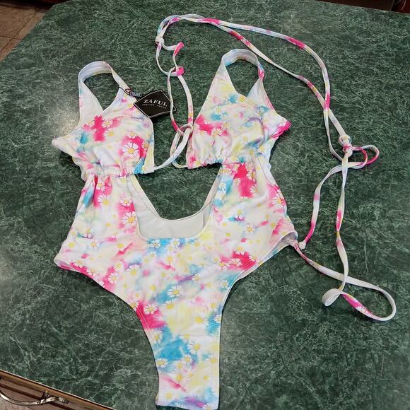 Zaful Women's One Piece Swimsuit Large Cutouts Tie Dye Daisies Small NWT pastel - Picture 1 of 9